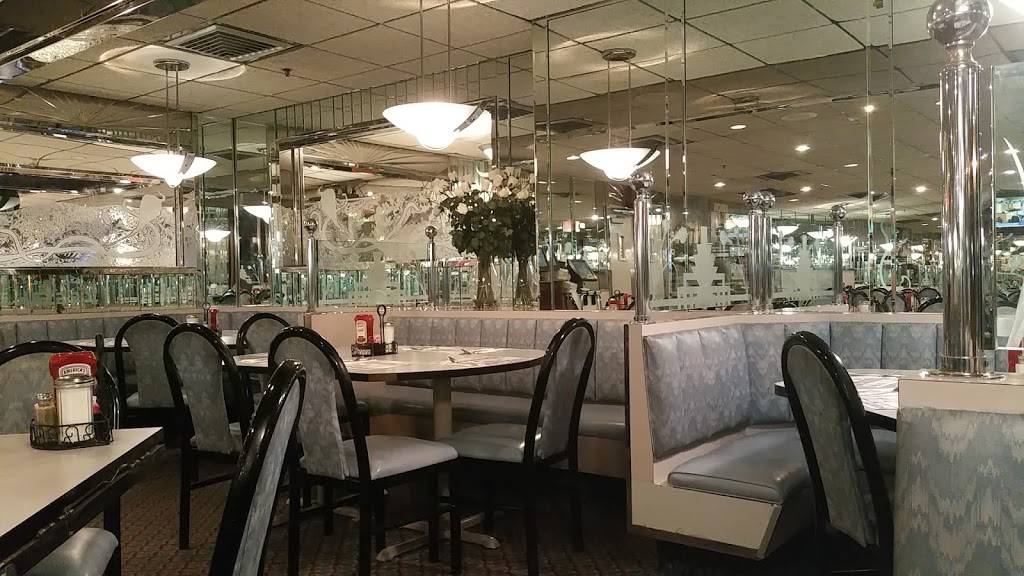 Wayne Hills diner | restaurant | 1465 Hamburg Turnpike, Wayne, NJ 07470, USA | 9736281824 OR +1 973-628-1824