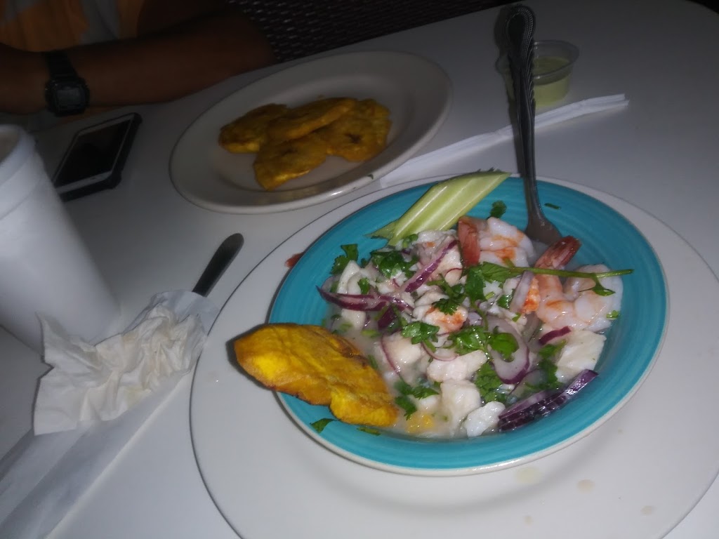 Nuevo Amanecer Restaurant | restaurant | 2912 NW 17th Ave, Miami, FL 33142, USA | 7863594949 OR +1 786-359-4949