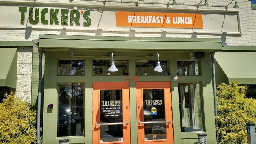 Tuckers | restaurant | 238 Indian Brook Rd, Dover, NH 03820, USA | 6034135470 OR +1 603-413-5470