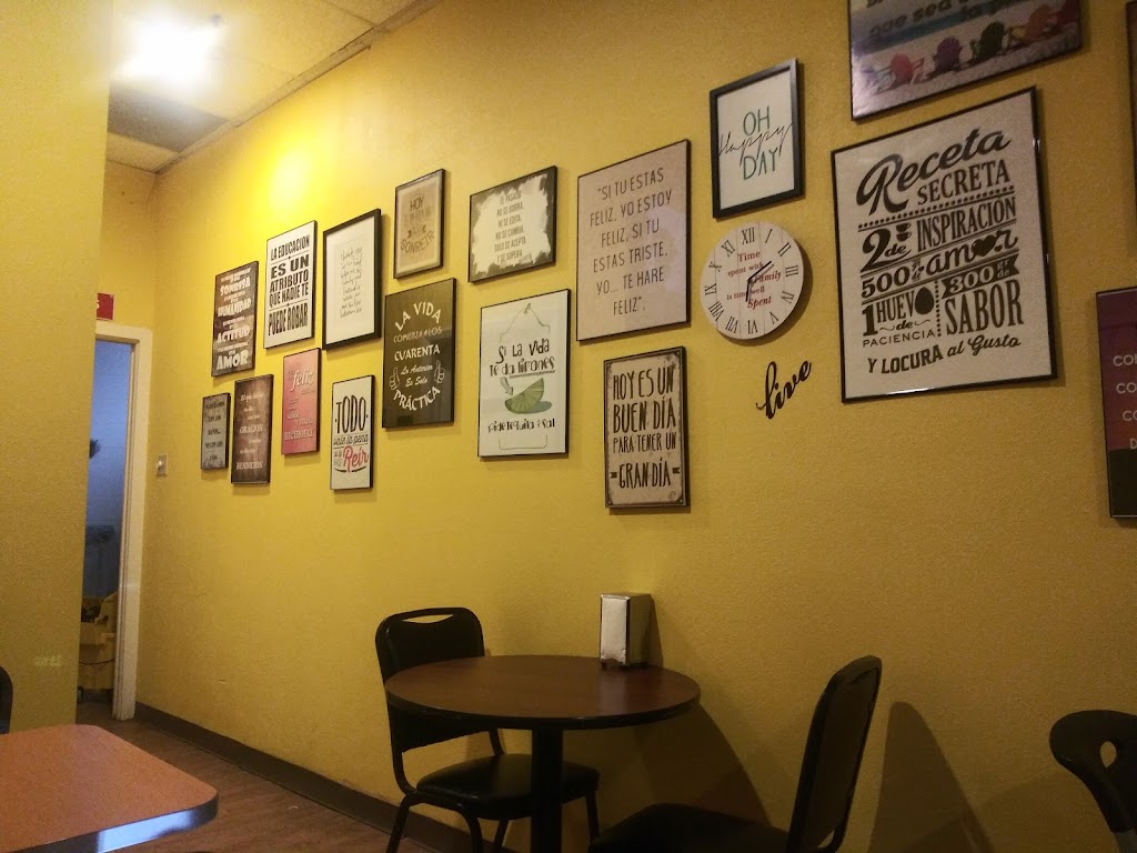 Elotes Pepe Y Mas | restaurant | 11360 Montwood Dr, El Paso, TX 79936, USA | 9158550071 OR +1 915-855-0071