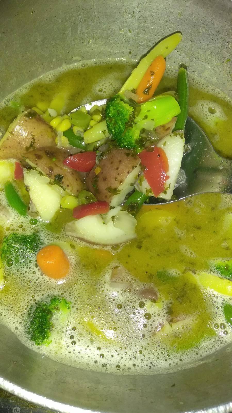 Ladies of the Sea & Soulfood | restaurant | 2705 E Dr M.L.K. Jr Blvd, Tampa, FL 33610, USA | 8132472722 OR +1 813-247-2722