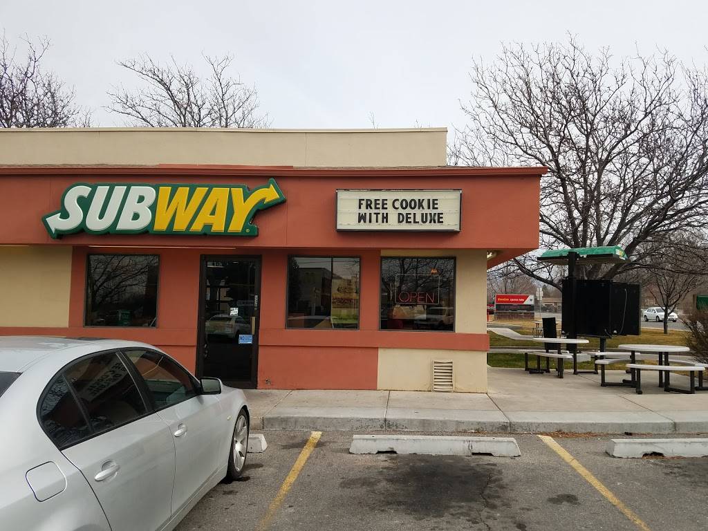 Subway | meal takeaway | 5550 W 3500 S, West Valley City, UT 84120, USA | 8019648930 OR +1 801-964-8930