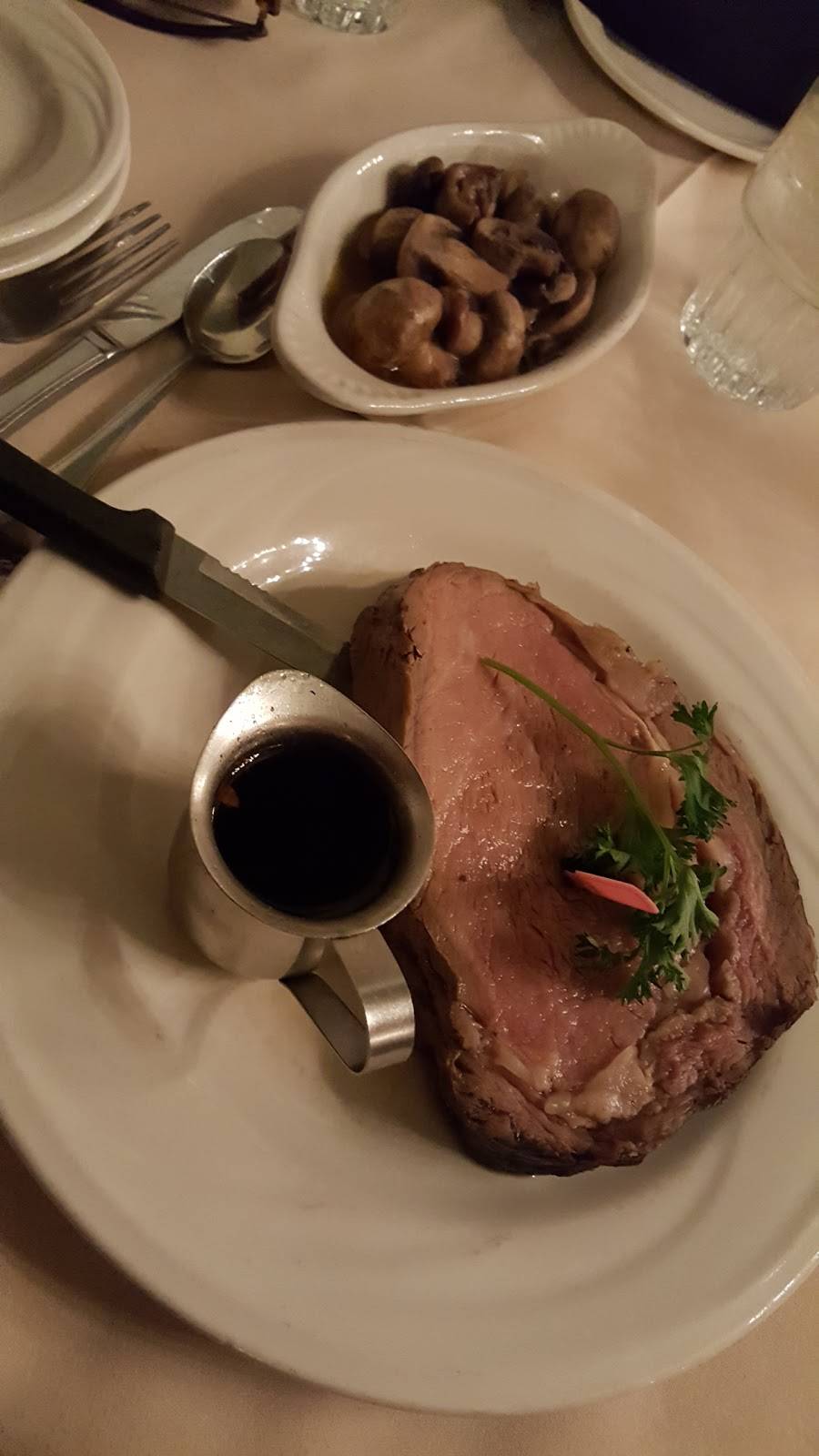 Haub House | restaurant | 101 E Haub St, Haubstadt, IN 47639, USA | 8127686462 OR +1 812-768-6462