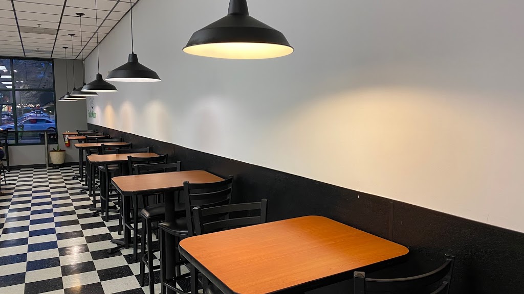 Viet-Thai | restaurant | 8451 Davis Lake Pkwy, Charlotte, NC 28269, USA | 7048177108 OR +1 704-817-7108