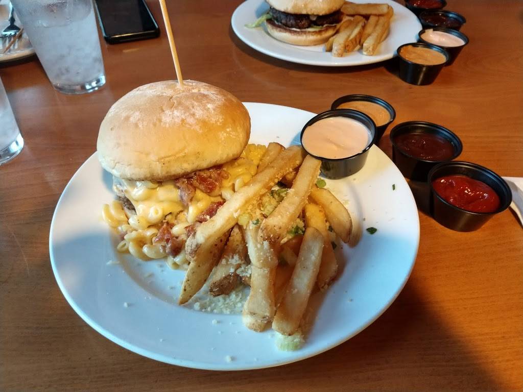 Warrens Craft Burger | restaurant | 258 25th St #2302, Ogden, UT 84401, USA | 8017815005 OR +1 801-781-5005