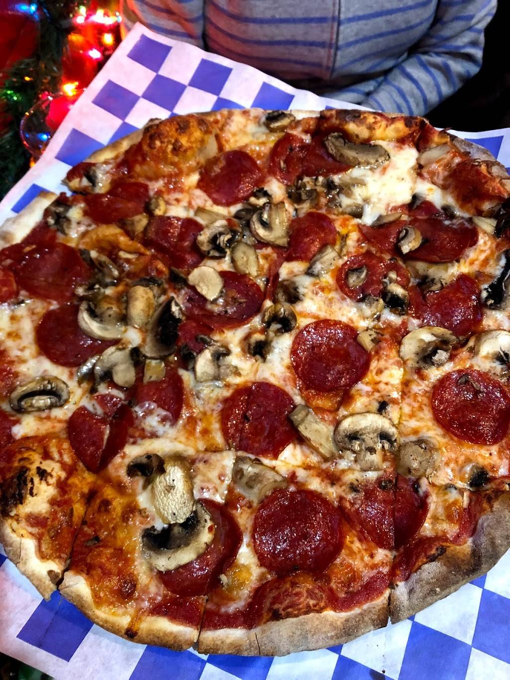 Shaners Pizza | restaurant | 6500 Superior Ave, Sarasota, FL 34231, USA | 9419272708 OR +1 941-927-2708