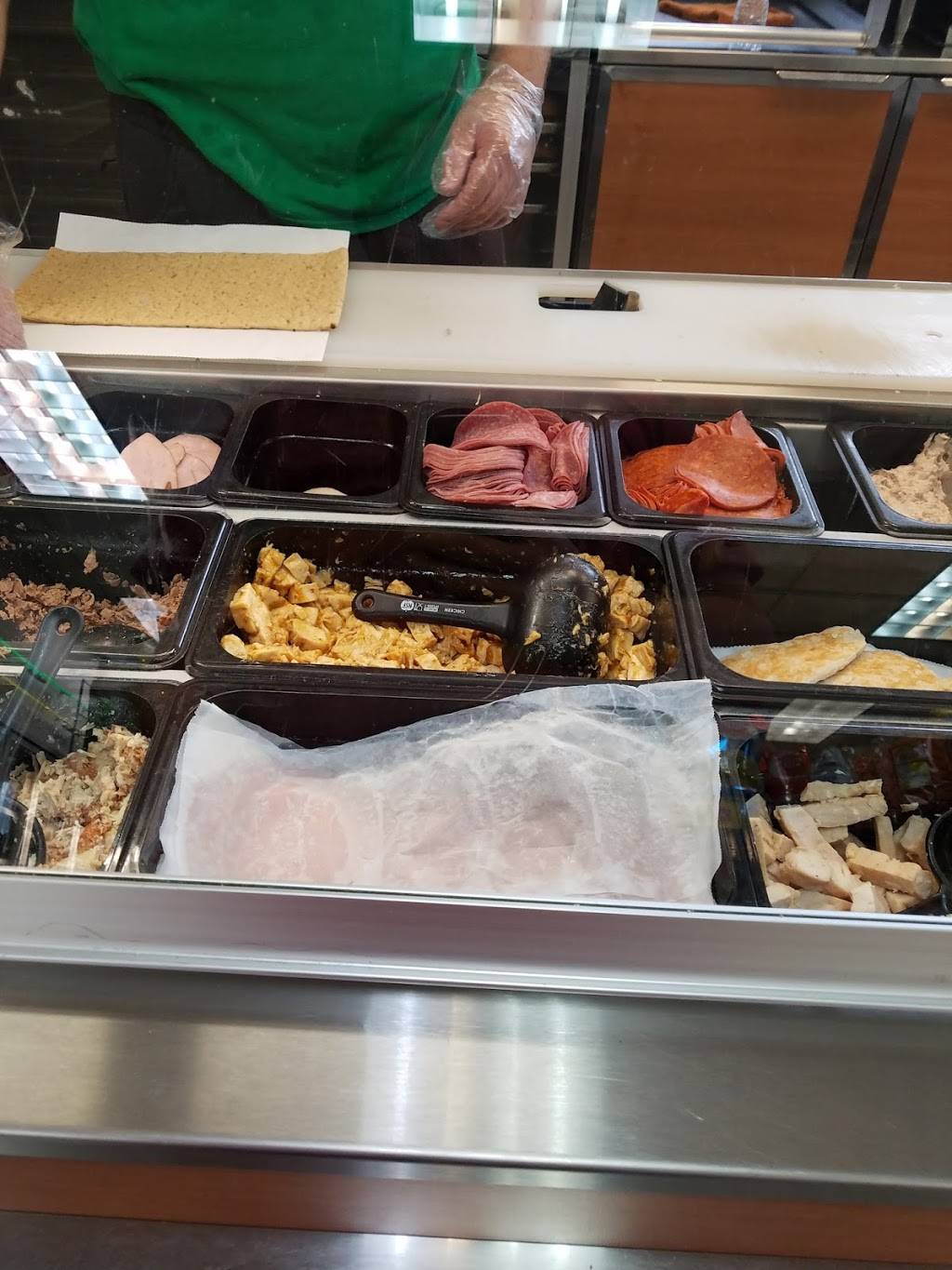 Subway | restaurant | 335 Schaefer Rd, Detroit, MI 48217, USA | 3138425500 OR +1 313-842-5500