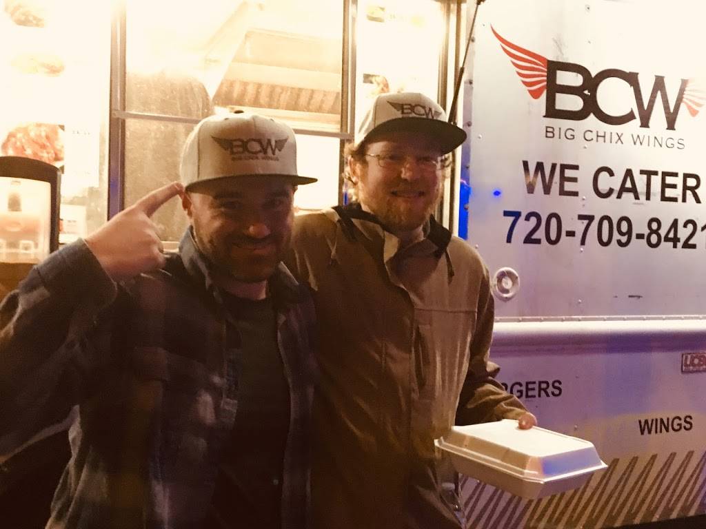 BigChixWings | restaurant | 301 Main St, Longmont, CO 80501, USA | 7207098421 OR +1 720-709-8421