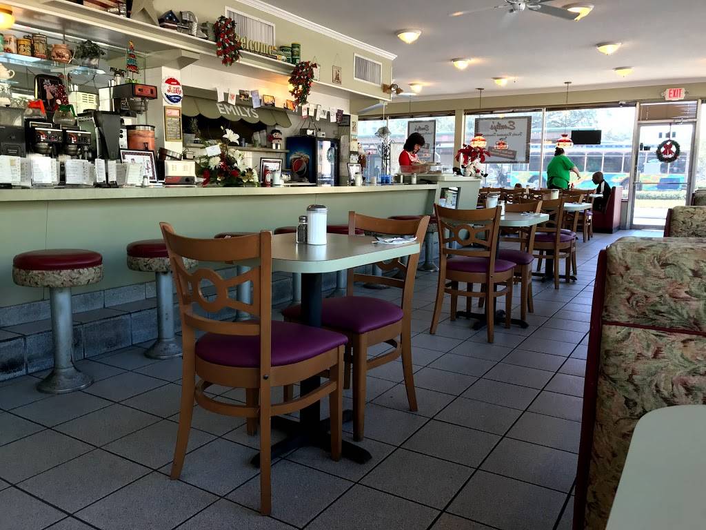 Emilys Restaurant | restaurant | 101 S Garden Ave, Clearwater, FL 33756, USA | 7274434600 OR +1 727-443-4600