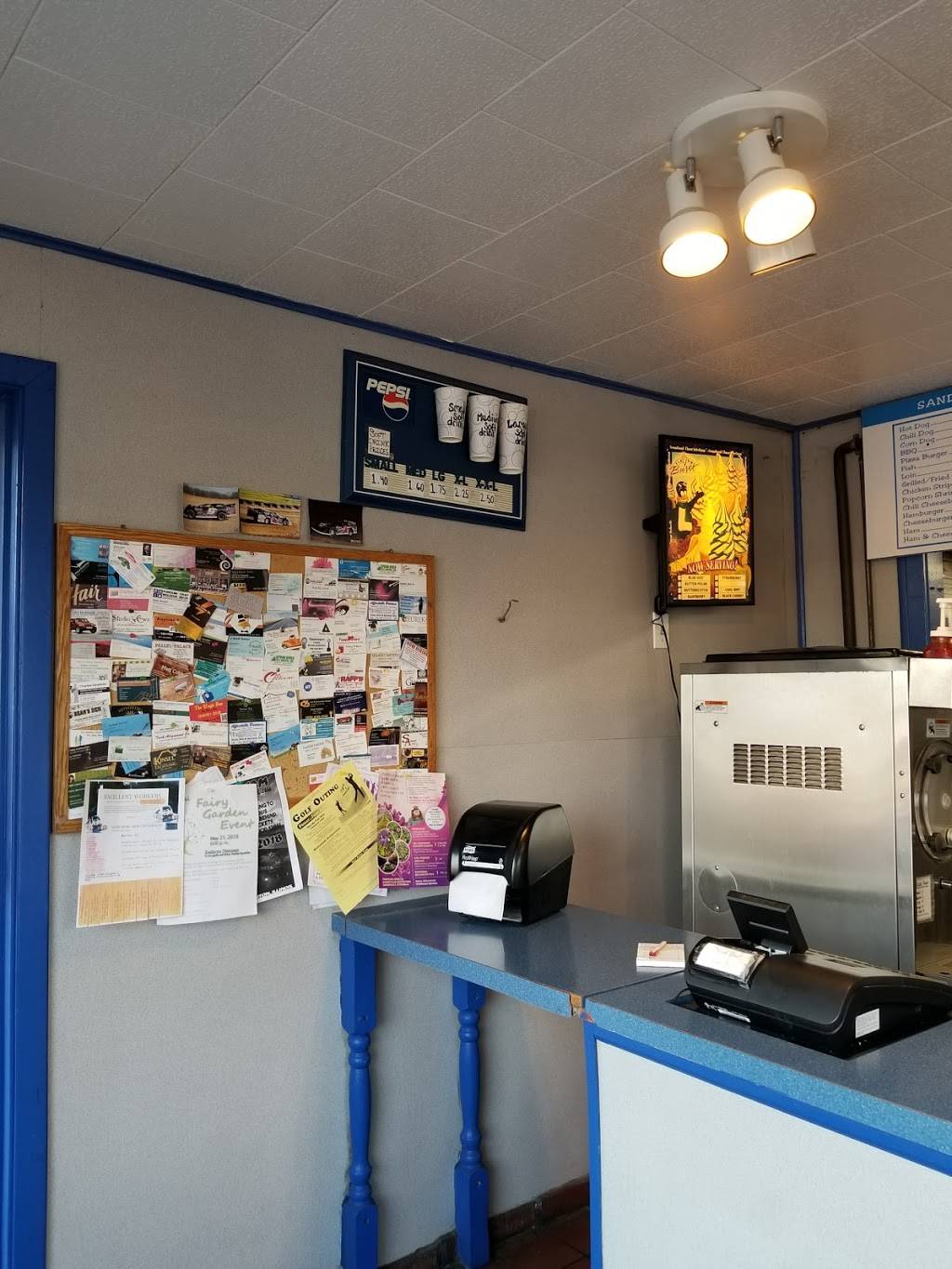 Dairy Dream | restaurant | 310 E Linn St, Canton, IL 61520, USA | 3096479168 OR +1 309-647-9168