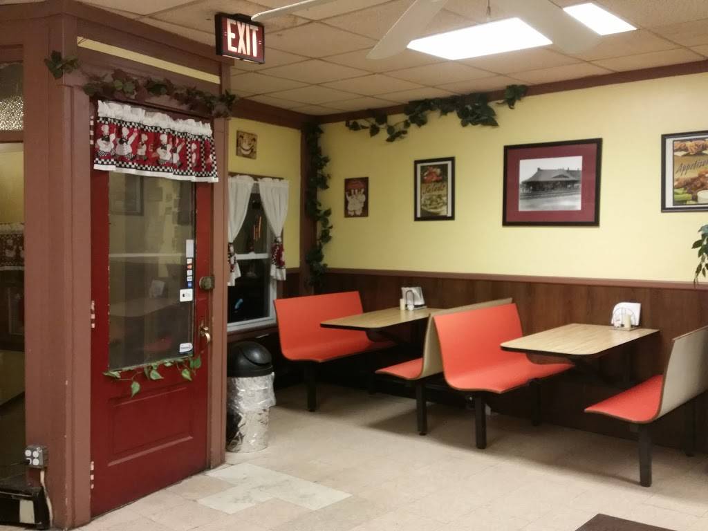 East Brookfield Pizza | restaurant | 289 E Main St, East Brookfield, MA 01515, USA | 5088678777 OR +1 508-867-8777