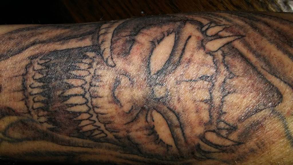 Maloneys | restaurant | 417 Main St, Hallstead, PA 18822, USA | 5708799952 OR +1 570-879-9952