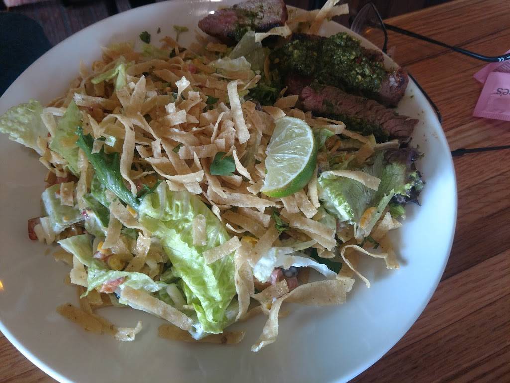 Applebees Grill + Bar | restaurant | 3741 8th St SW, Altoona, IA 50009, USA | 5159678646 OR +1 515-967-8646