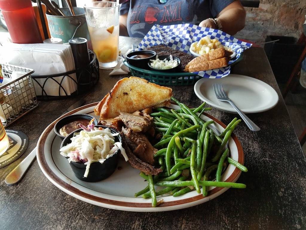 Prescott Roadhouse | restaurant | 127 Broad St, Prescott, WI 54021, USA | 7152622282 OR +1 715-262-2282