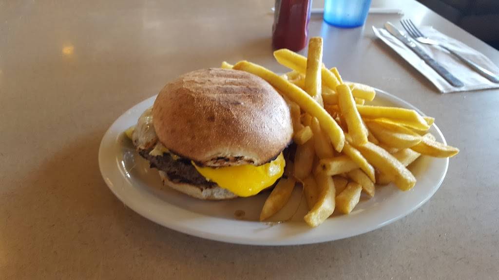 Wehrle Restaurant | restaurant | 29 Wehrle Dr, Buffalo, NY 14225, USA | 7168370050 OR +1 716-837-0050