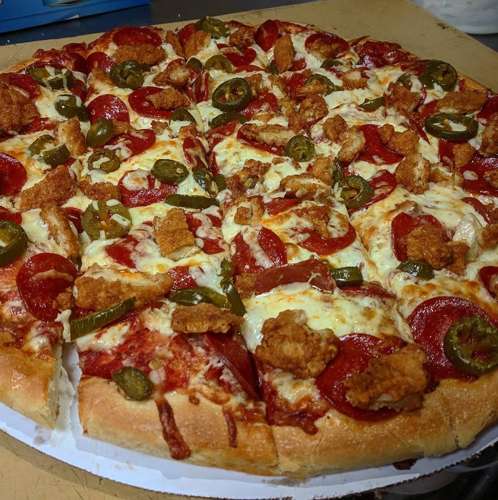 Elm Pizza | meal takeaway | 38 N Elm St, Westfield, MA 01085, USA | 4135682020 OR +1 413-568-2020