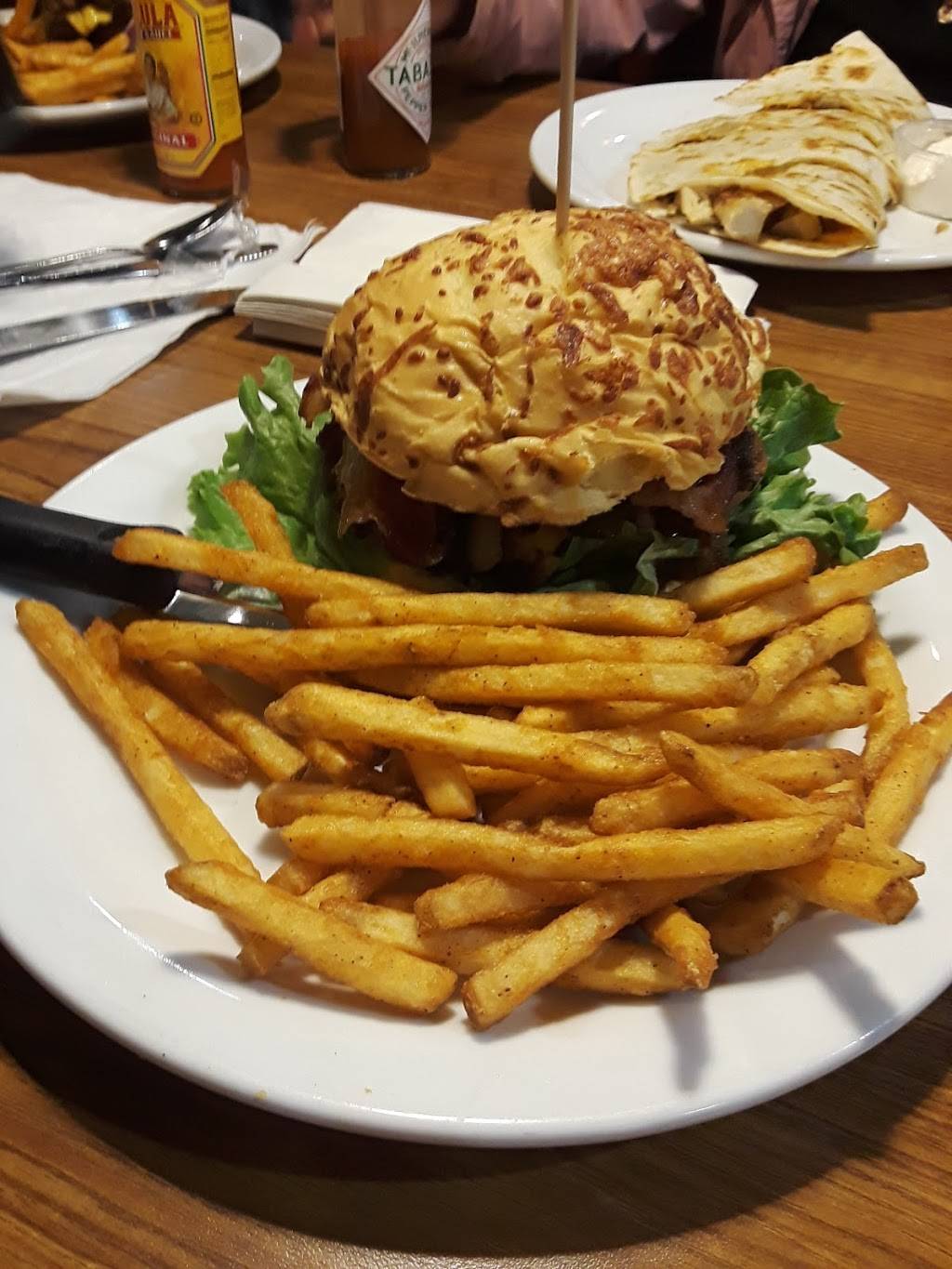 Dennys | restaurant | 250 Fairgrounds Dr, Vallejo, CA 94589, USA | 7076446242 OR +1 707-644-6242