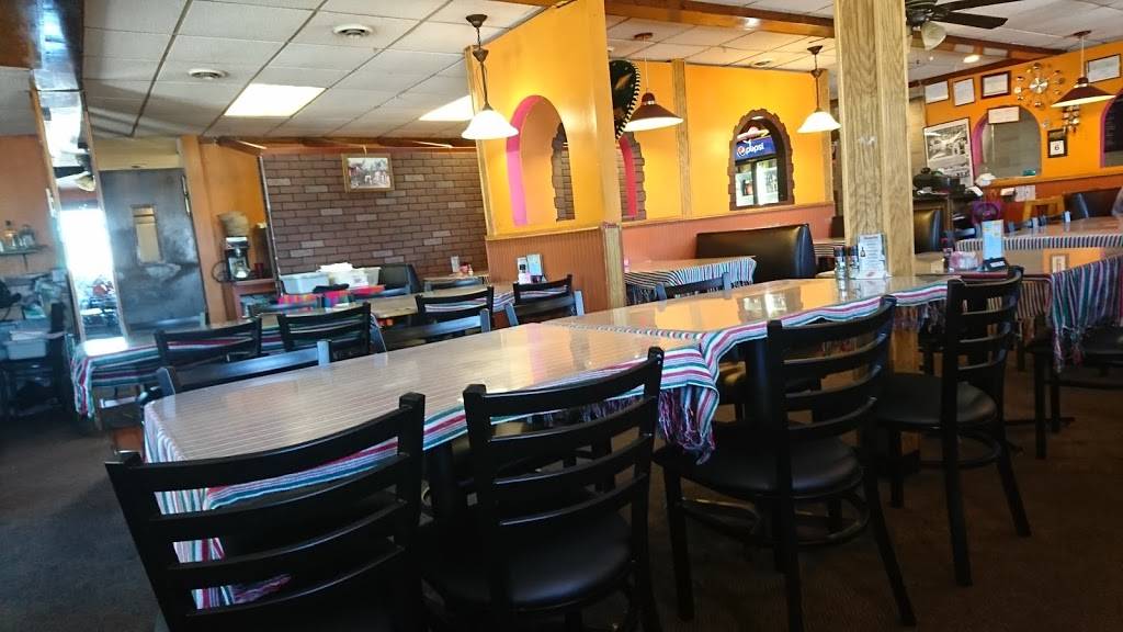 Cancun Bay | restaurant | 1232 E Main St, Reedsburg, WI 53959, USA | 6087680606 OR +1 608-768-0606