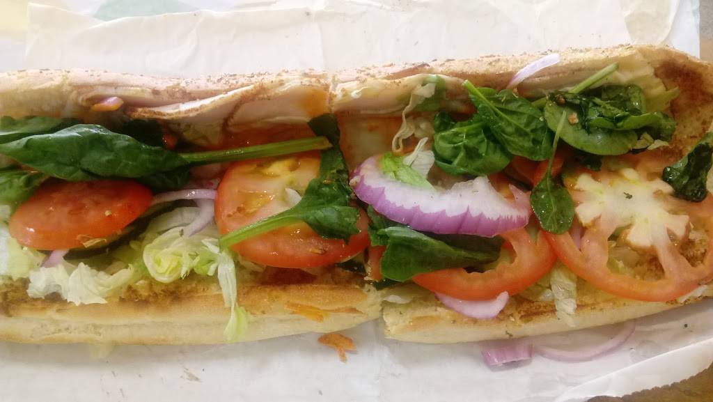 Subway | restaurant | 10780 Westview Dr #A, Houston, TX 77043, USA | 7139320077 OR +1 713-932-0077