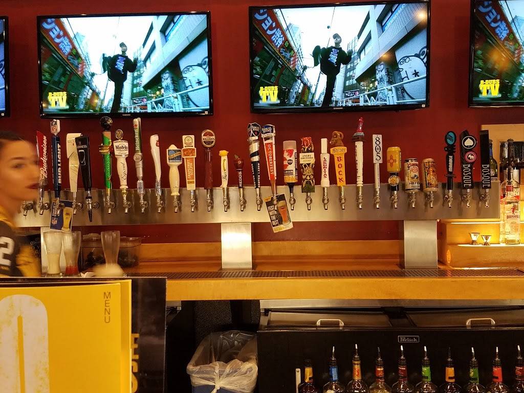 Buffalo Wild Wings | meal takeaway | 1700 Towne Center Ln, Albuquerque, NM 87106, USA | 5052479464 OR +1 505-247-9464