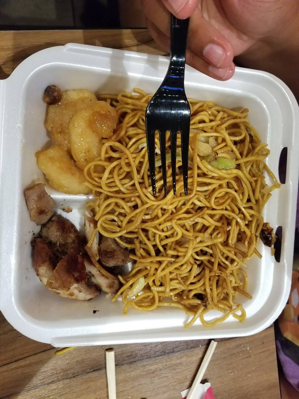 Panda Express | restaurant | 251 Pinnacle Pkwy, Bristol, TN 37620, USA | 4235732788 OR +1 423-573-2788