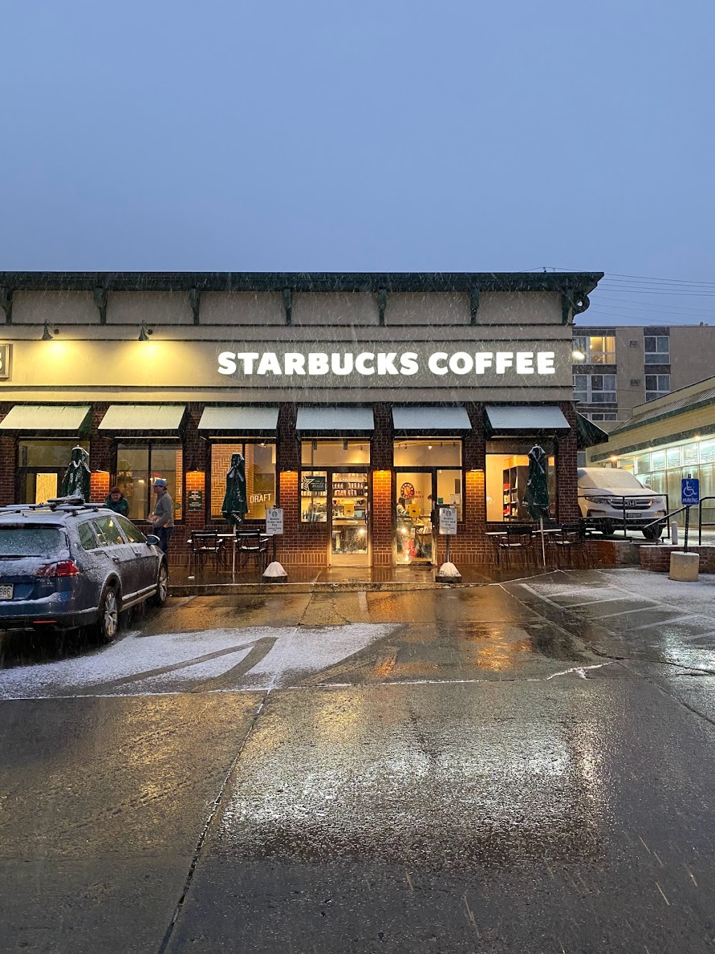 Starbucks | cafe | 2000 S University Blvd Ste B, Denver, CO 80210, USA | 3037339377 OR +1 303-733-9377