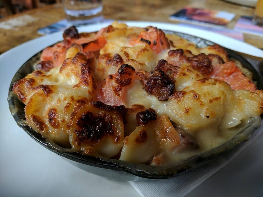 The Publick House | restaurant | 1648 Beacon St, Brookline, MA 02445, USA | 6172772880 OR +1 617-277-2880