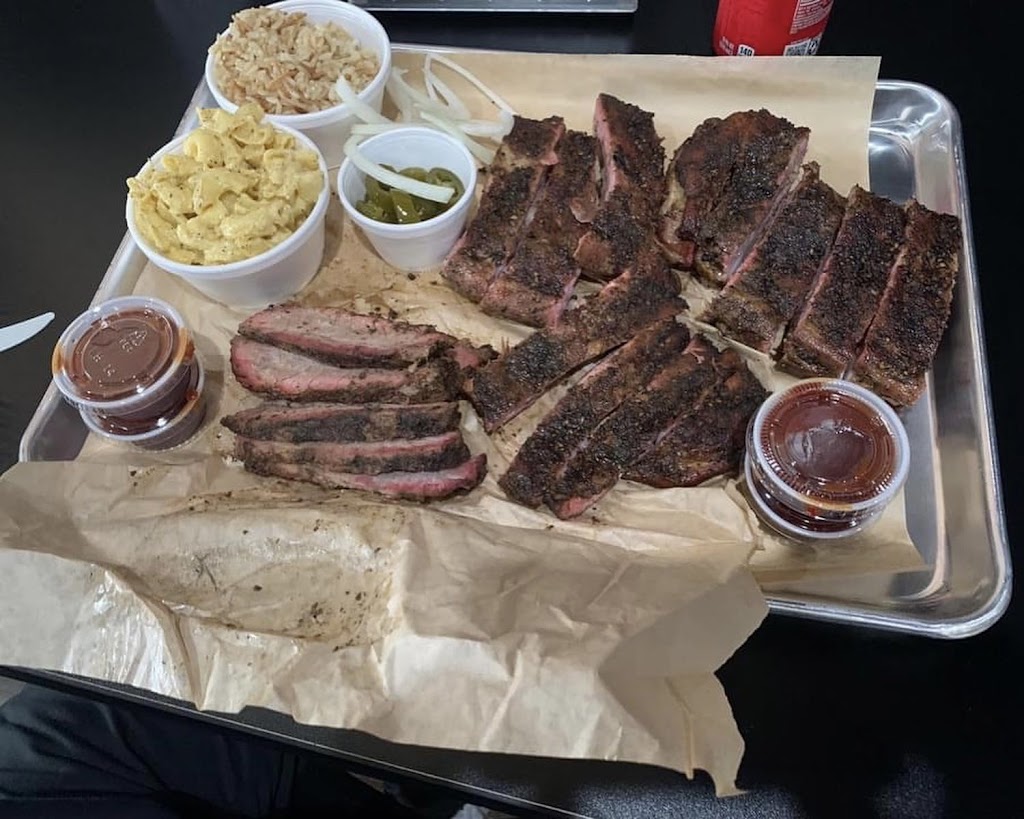 Kemp BBQ | restaurant | 2220 Herndon Ave #102, Clovis, CA 93611, USA | 5597654890 OR +1 559-765-4890