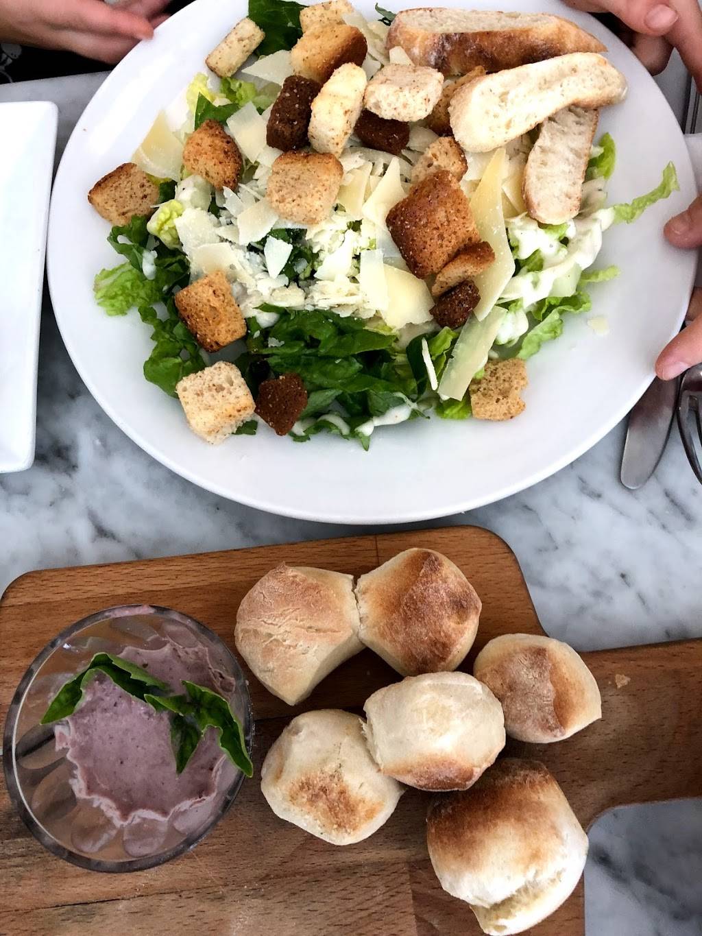 Tomato & Basil | restaurant | 653 NE 125th St, North Miami, FL 33161, USA | 3054561193 OR +1 305-456-1193