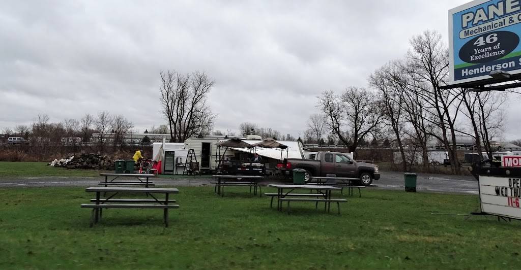 Pete Mondis BBQ | restaurant | 9300 River Rd, Marcy, NY 13403, USA | 3157230057 OR +1 315-723-0057