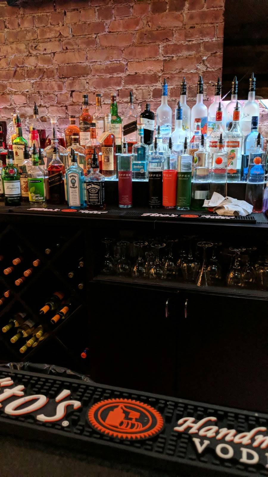 Dolce | night club | 17 Broad St, Elizabeth, NJ 07201, USA | 9083522578 OR +1 908-352-2578