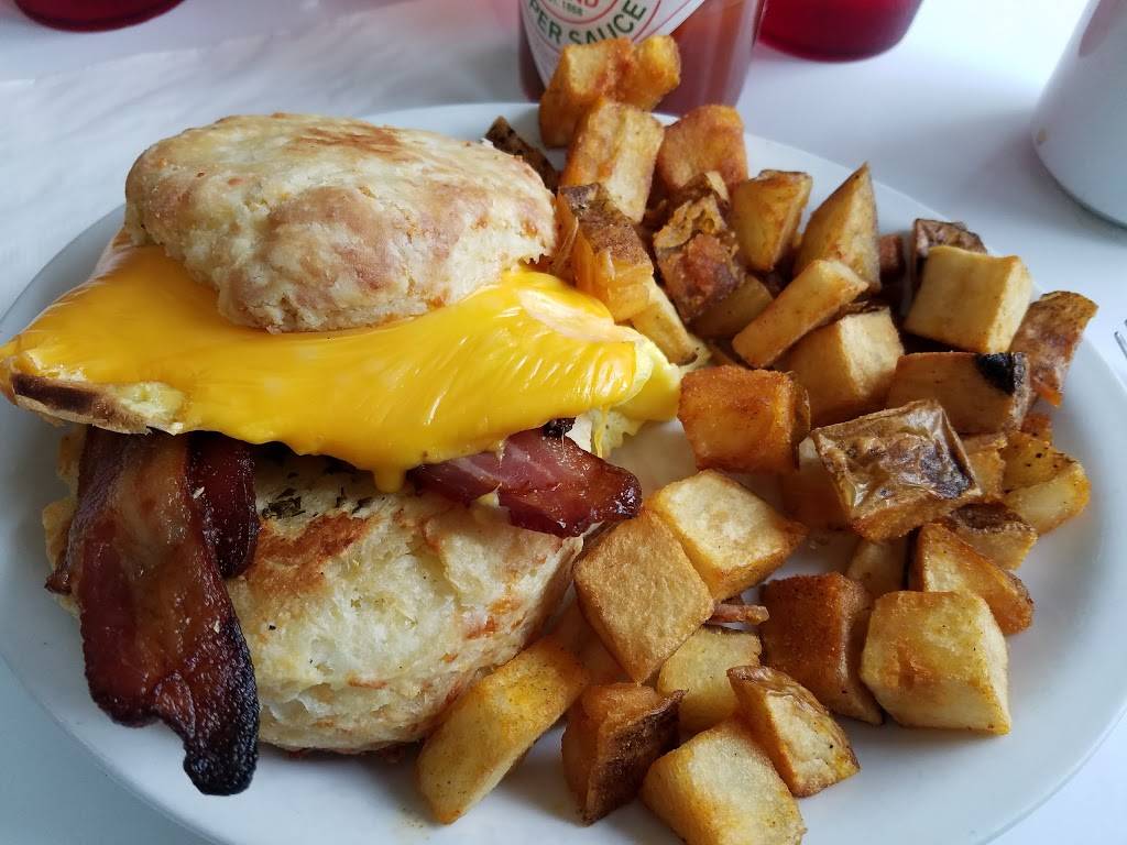 Hi-Lo Diner | restaurant | 4020 E Lake St, Minneapolis, MN 55406, USA | 6123536568 OR +1 612-353-6568