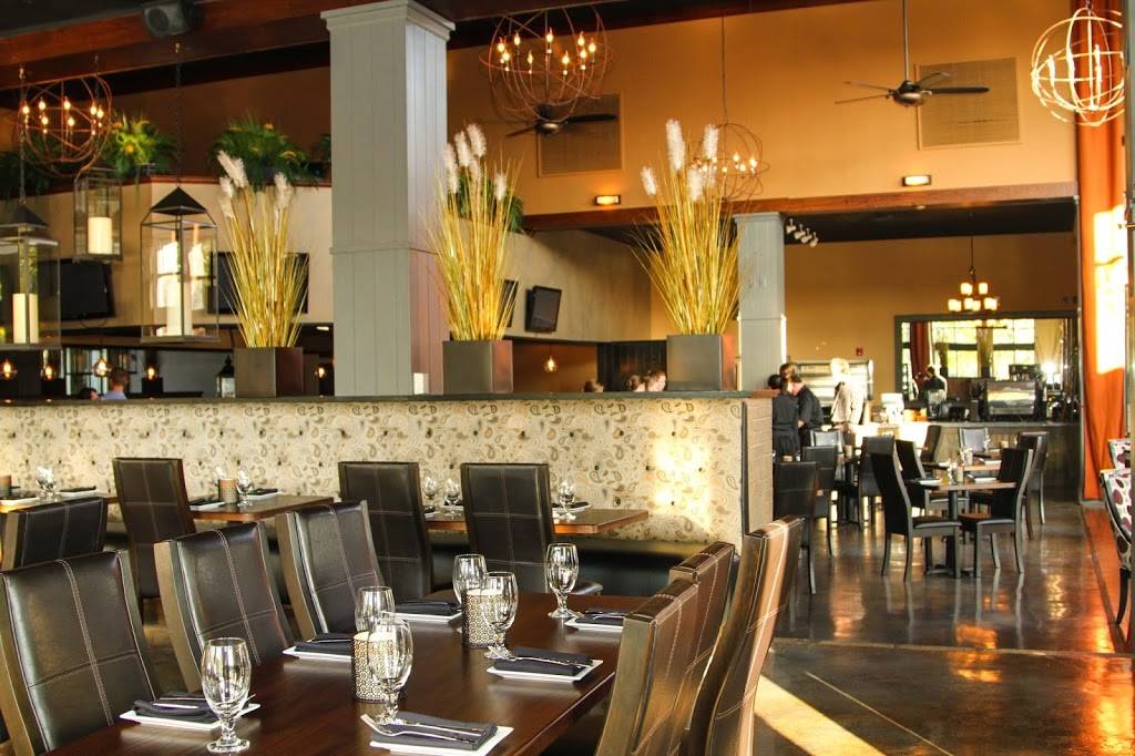 Port City Club | restaurant | 18665 Harborside Dr, Cornelius, NC 28031, USA | 7047651565 OR +1 704-765-1565