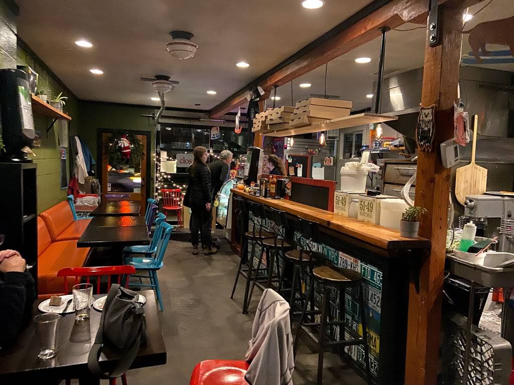 Olys Pizza | restaurant | 5425 E Burnside St, Portland, OR 97215, USA | 5033842596 OR +1 503-384-2596