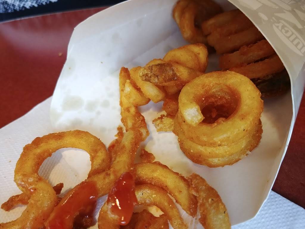 Jack in the Box | restaurant | 6555 N Indian Canyon Dr, North Palm Springs, CA 92258, USA | 7602510206 OR +1 760-251-0206