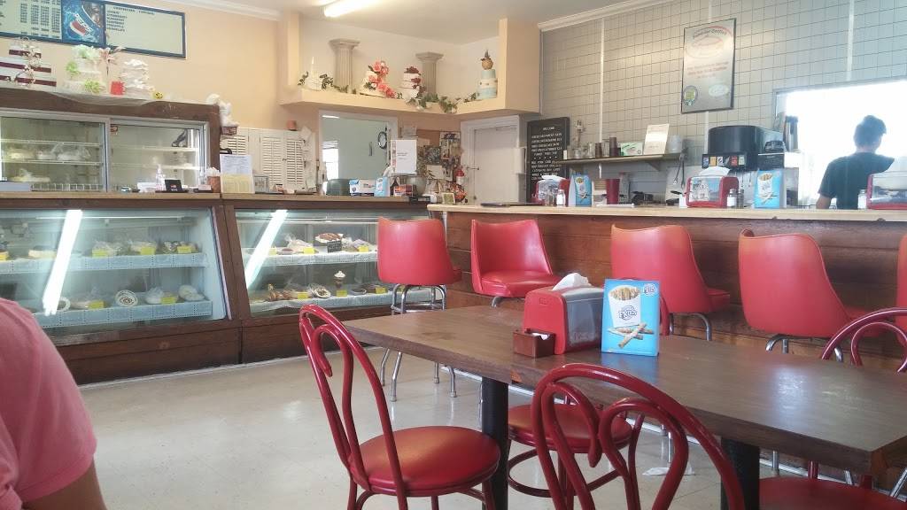 Andrea Quality Cheesecake | cafe | 6020 Edgewater Dr, Orlando, FL 32810, USA | 4072912490 OR +1 407-291-2490