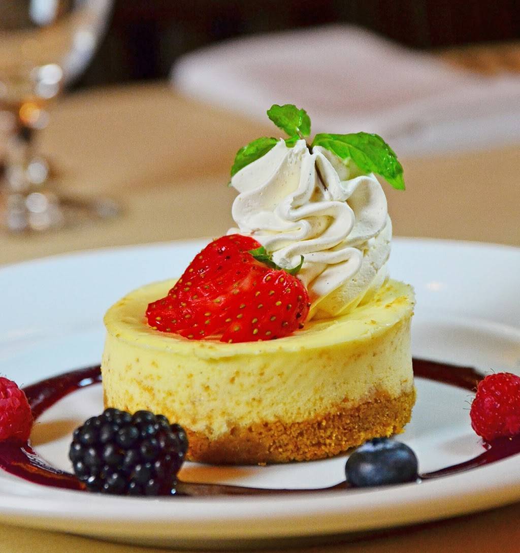 Ristegios | restaurant | 641 Medford Avenue, Patchogue, NY 11772, USA | 6317313663 OR +1 631-731-3663