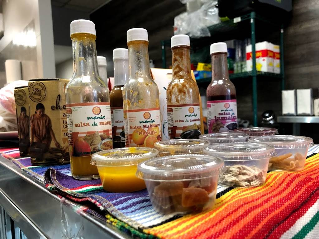 Aztec tacos | restaurant | 77 Montreal Rd, Vanier, ON K1L 6E8, Canada | 6137419998 OR +1 613-741-9998