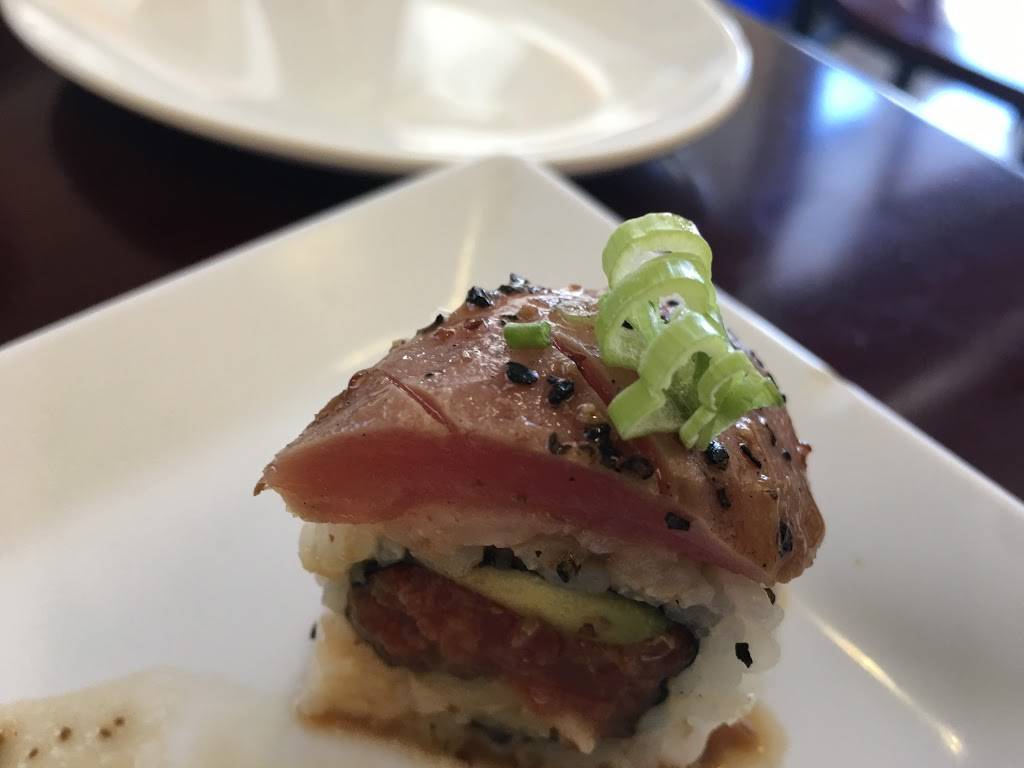 Mika Sushi | restaurant | 691 S Main St #140, Orange, CA 92868, USA | 7148355240 OR +1 714-835-5240