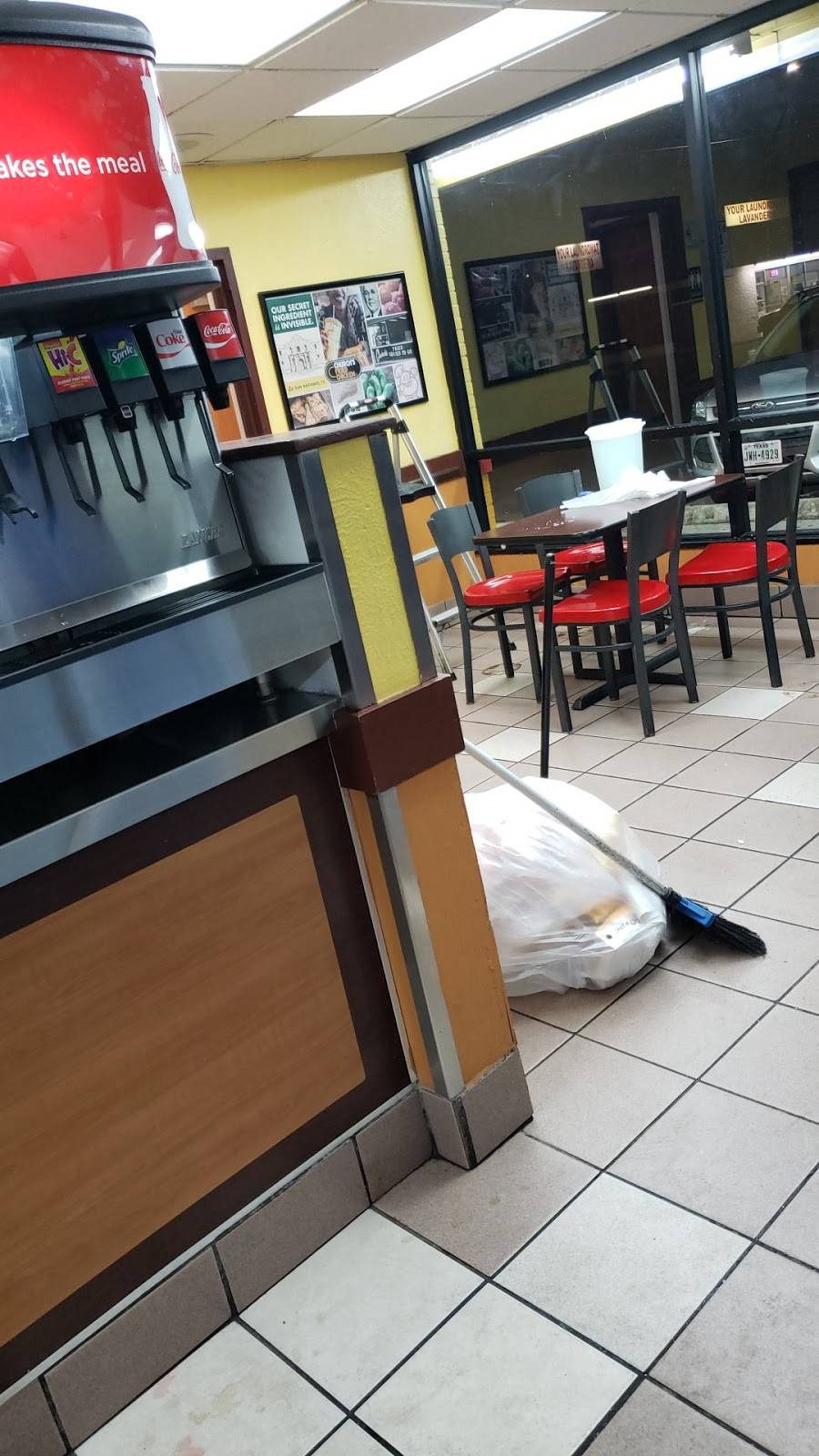 Churchs Chicken | restaurant | 8545 Research Blvd, Austin, TX 78758, USA | 5128360345 OR +1 512-836-0345