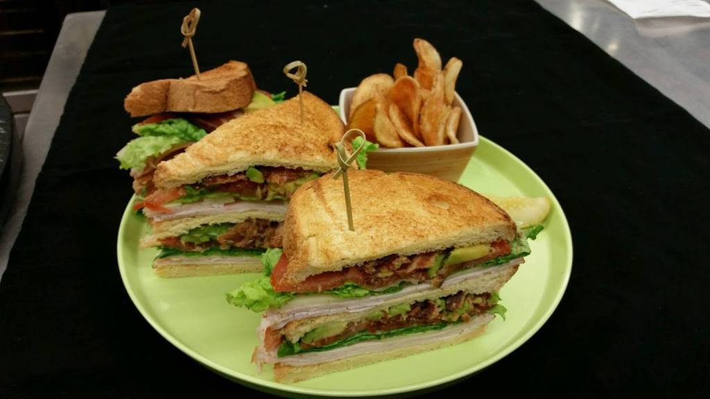 Longboards Tiki Beach Grille | meal takeaway | The Hilton Cocoa Beach Resort, 1550 N. Atlantic Ave., Cocoa Beach, FL 32931, USA | 3217990003 OR +1 321-799-0003