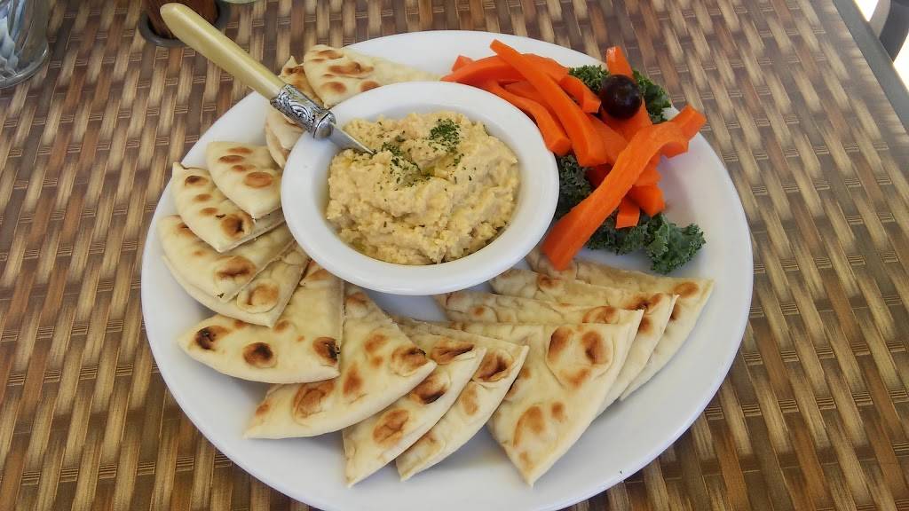 Harrys Cafe & Place | cafe | 808 W Main St, Lake Geneva, WI 53147, USA | 2622483494 OR +1 262-248-3494