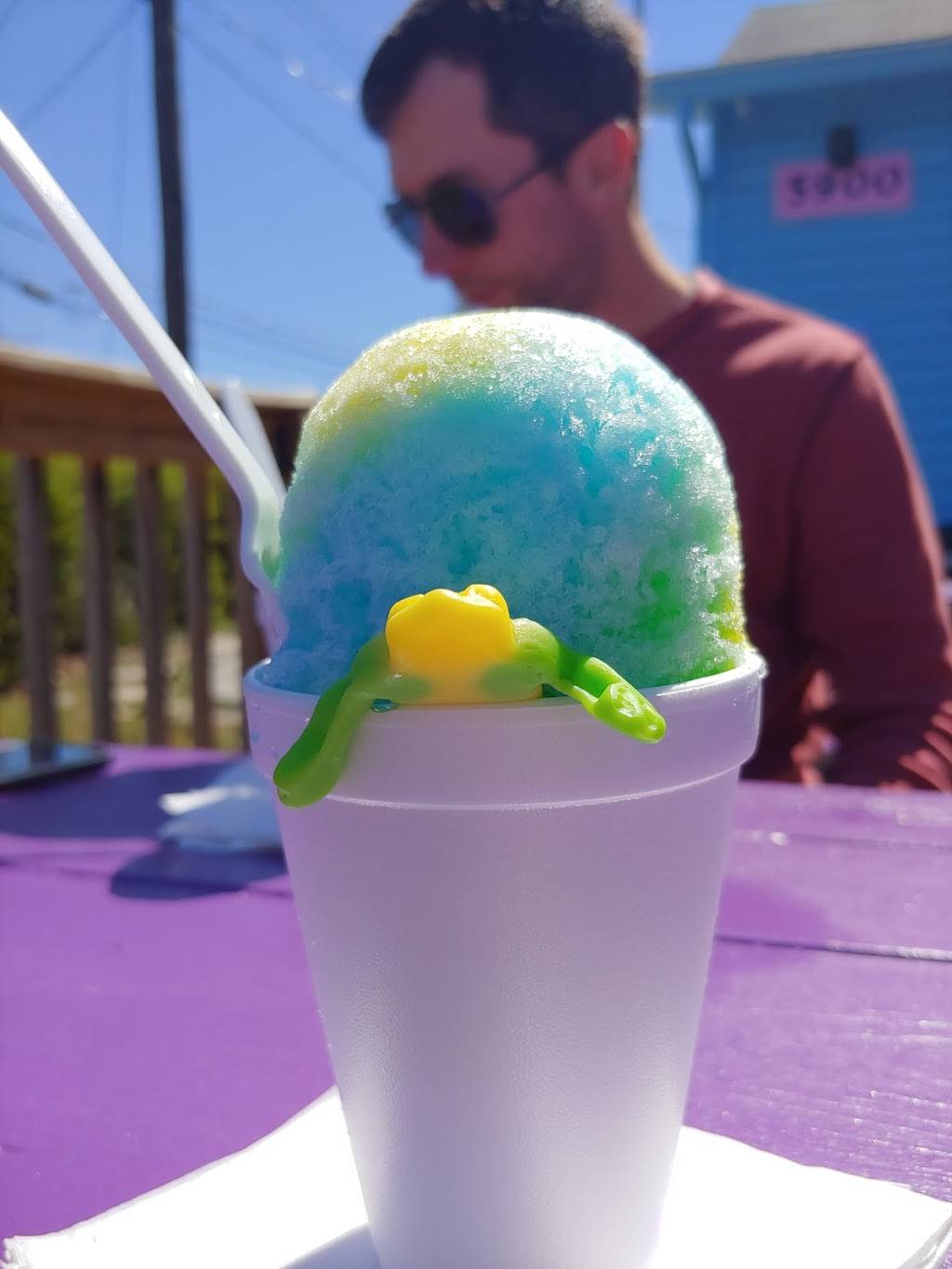 Pelicans SnoBalls | restaurant | 5900 Kingston Pike, Knoxville, TN 37919, USA | 8652476463 OR +1 865-247-6463