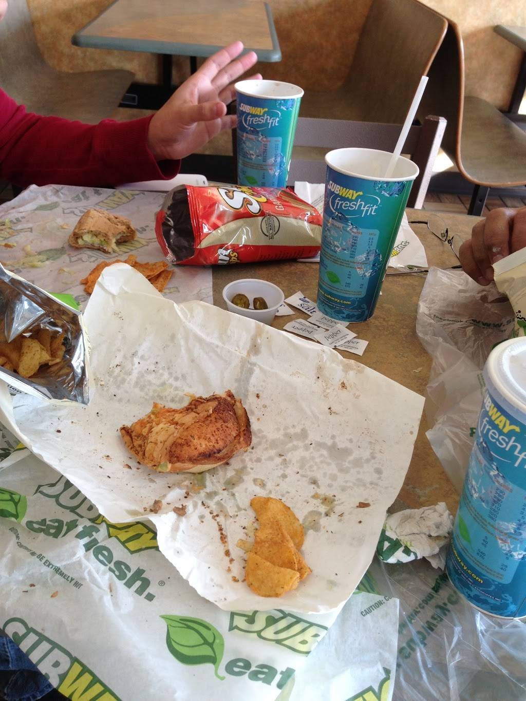 Subway | restaurant | 6900 N May Ave, Oklahoma City, OK 73116, USA | 4058488533 OR +1 405-848-8533