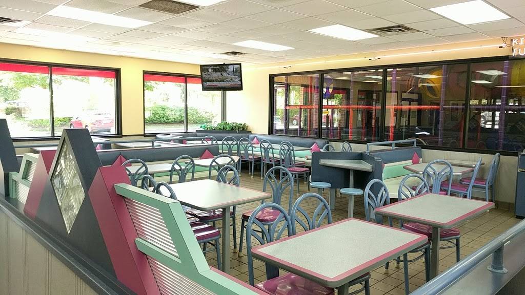 Burger King | restaurant | 598 Elden St, Herndon, VA 20170, USA | 7034357207 OR +1 703-435-7207