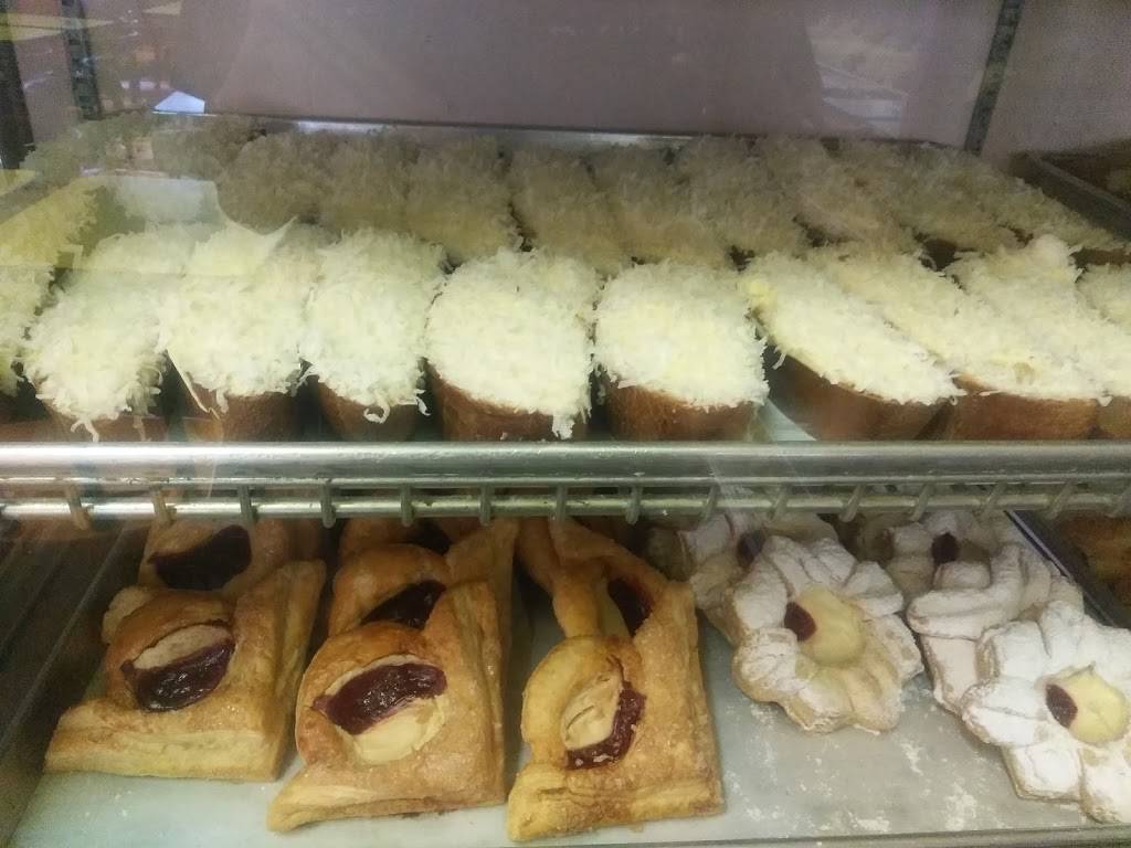 Cristal Bakery | bakery | 3136, 704 O St, Sanger, CA 93657, USA | 5598756172 OR +1 559-875-6172