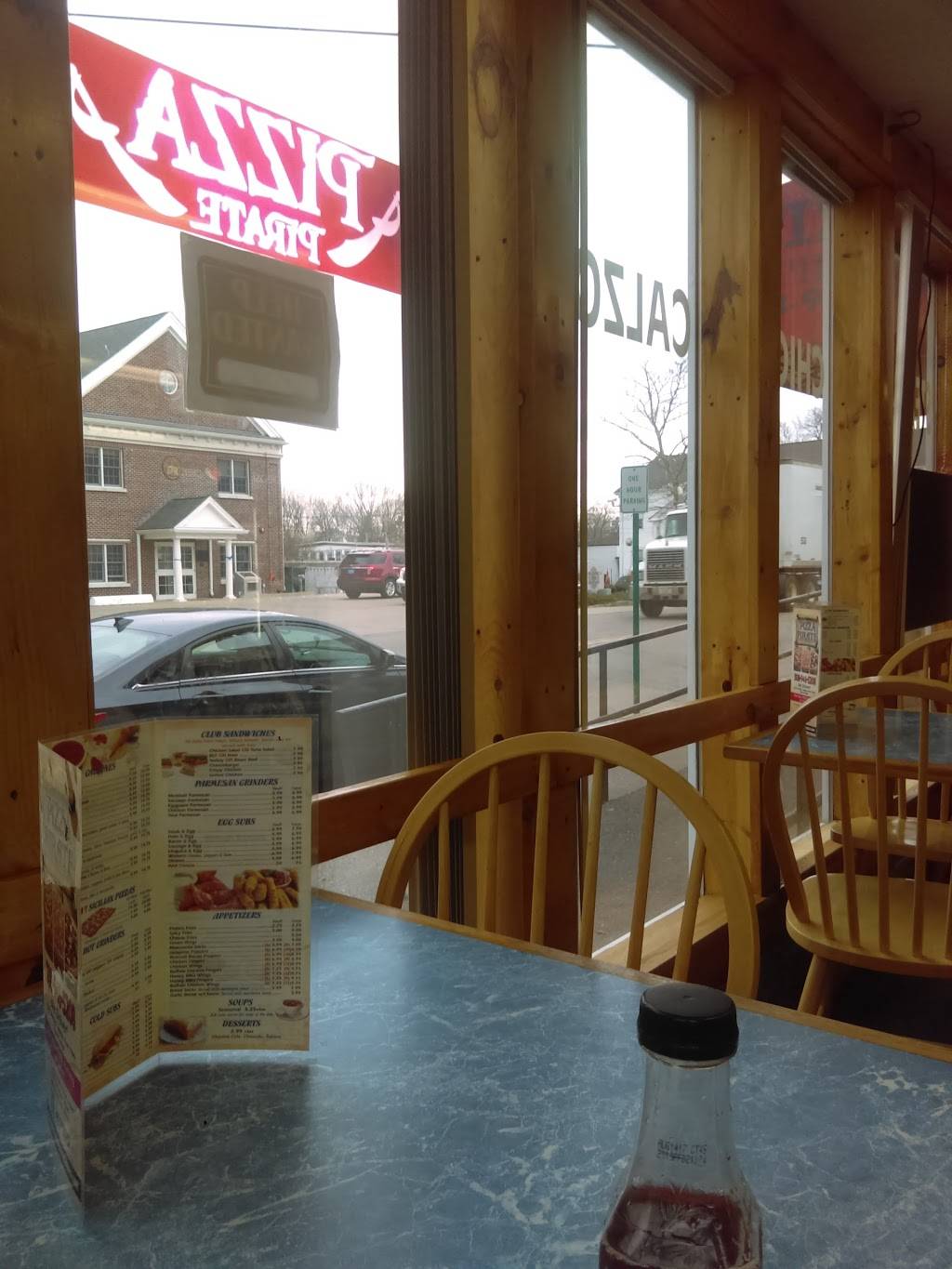 Pizza Pirate | restaurant | 134 N Main St, Middleborough, MA 02346, USA | 5089465208 OR +1 508-946-5208