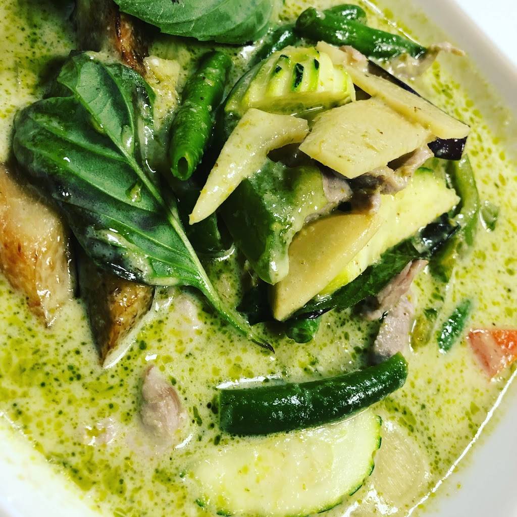 Bai Bua Thai Kitchen | restaurant | 5133 River Rd N, Keizer, OR 97303, USA | 5039907451 OR +1 503-990-7451