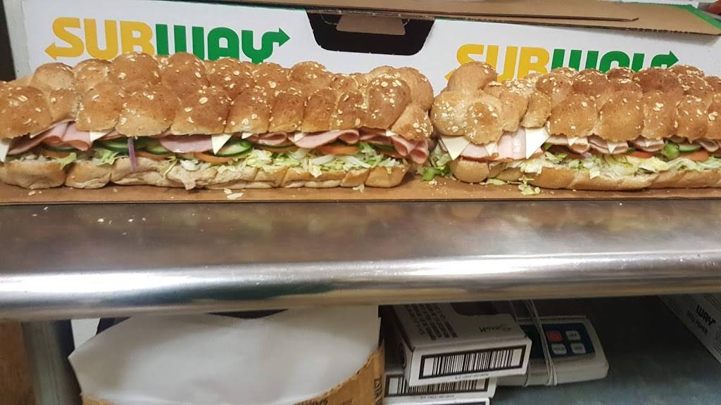 Subway-Catering | restaurant | 5801 Kanan Rd, Agoura Hills, CA 91301, USA | 8188891500 OR +1 818-889-1500