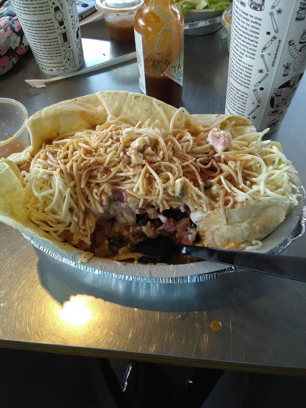 Chipotle Mexican Grill | restaurant | 93 Carothers Rd, Newport, KY 41071, USA | 8594314300 OR +1 859-431-4300